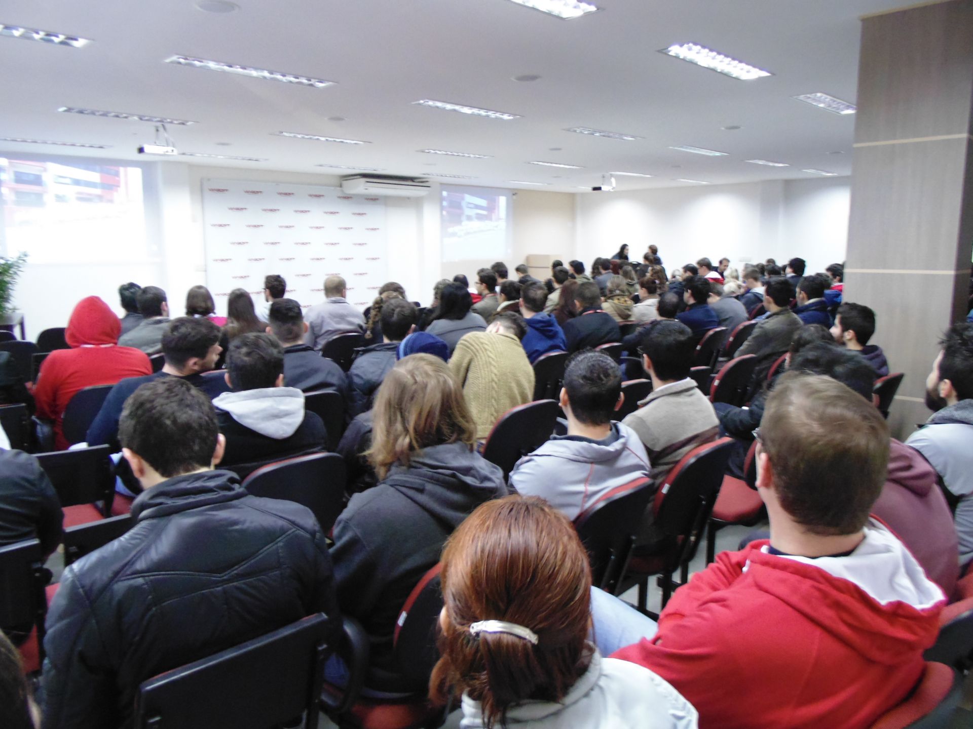 Colaboradores da Viasoft conhecem mais sobre Apac