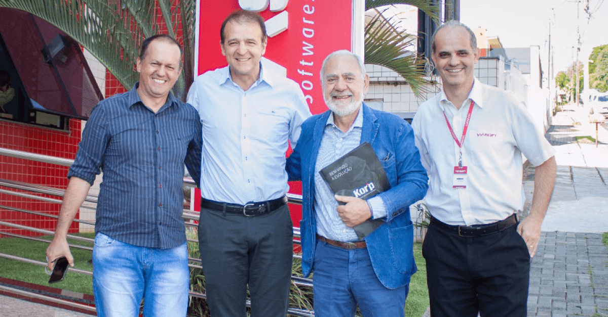 VIASOFT recebe Francesco Farruggia, presidente do Instituto Campus Party