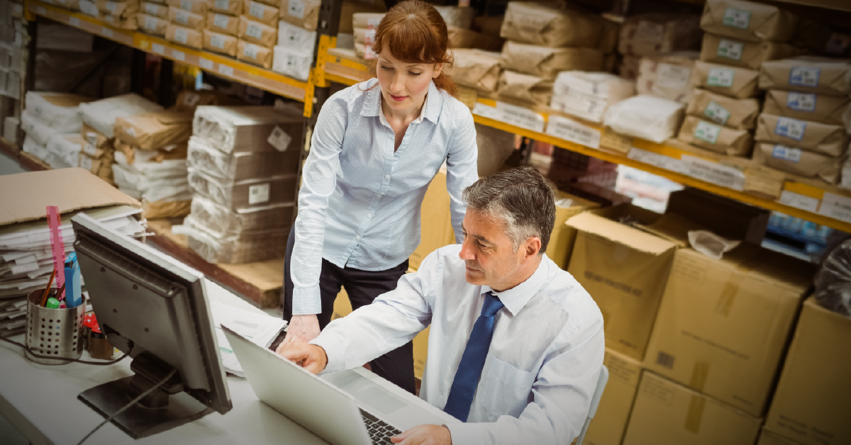 Novos colaboradores resolvem a logística da empresa em demandas sazonais?