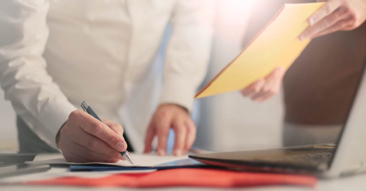 Setor de combustíveis: confiar em relatórios manuais pode ser arriscado