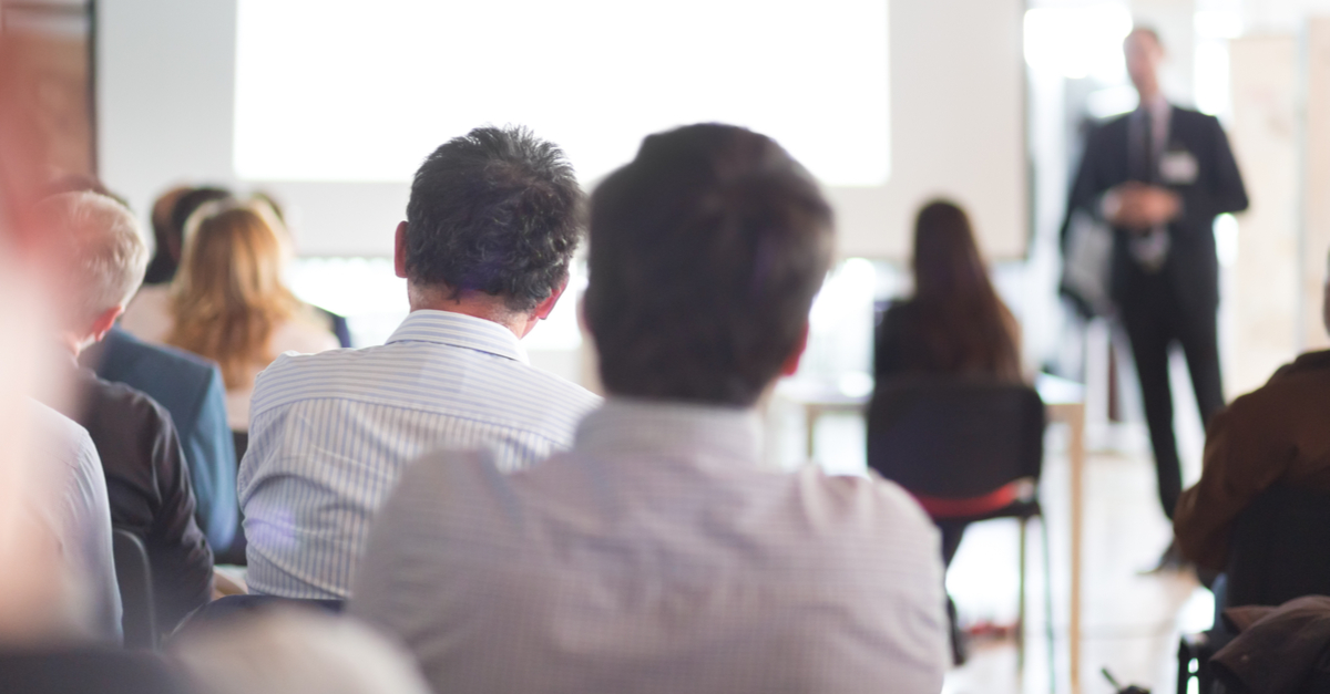 Por que seus treinamentos corporativos são desperdício de tempo e dinheiro